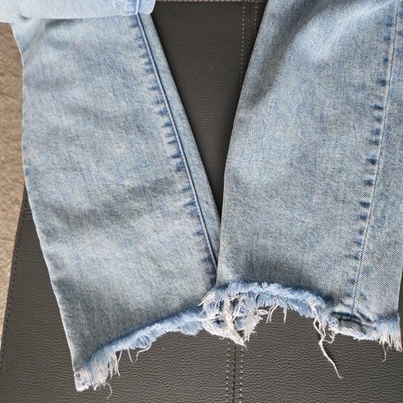 MOTHER Jeans. The Stunner, Ankle Chew. Size 24 - Picture 3 of 7